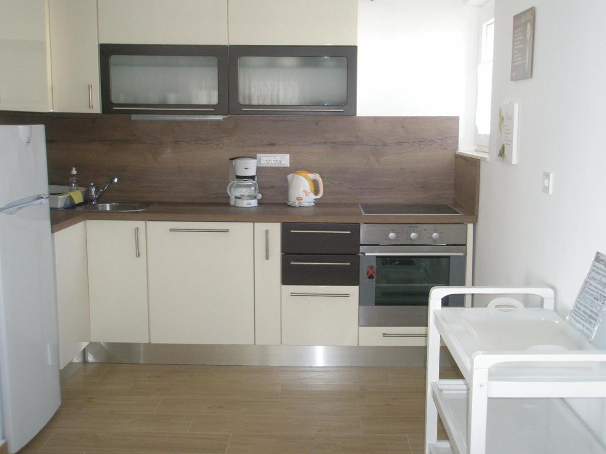 Apartmani Mateo Primošten Екстериор снимка